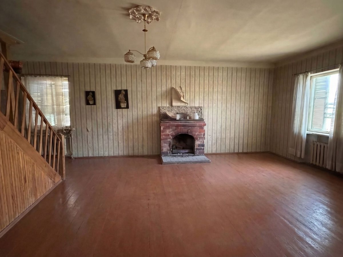 Additional interior photograph, current condition